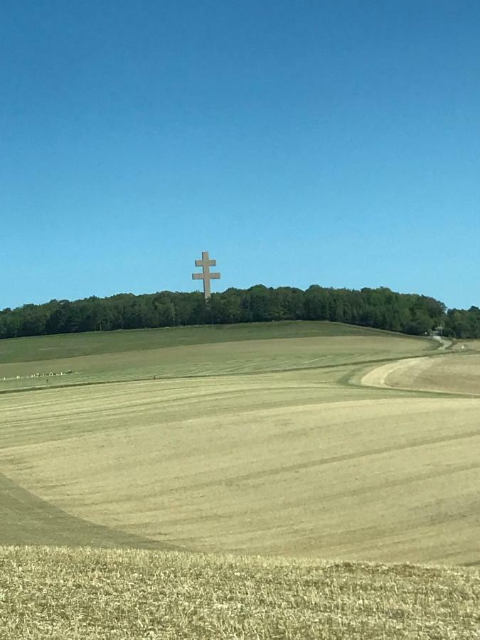 Gite L'Entre 2, 7Personnes A Colombey Proche De Nigloland Kültér fotó